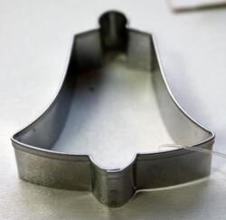 Bell metal cutter 5,5 x 4,6 cm.
