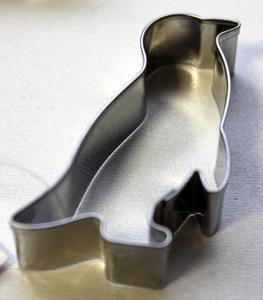 Pinguin metal cutter 5,8 x 3,8 cm.