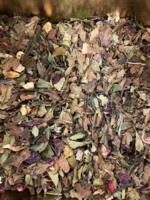 White tea with rose and raspberry 100 g.